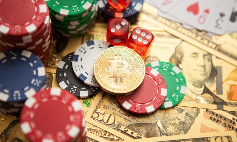 How to make money through an online casino? - KCFE